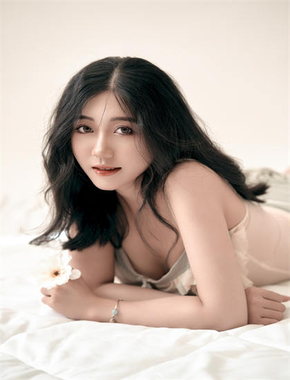 乾爹你真棒插曲在線觀看免費_醜女變美女的電影